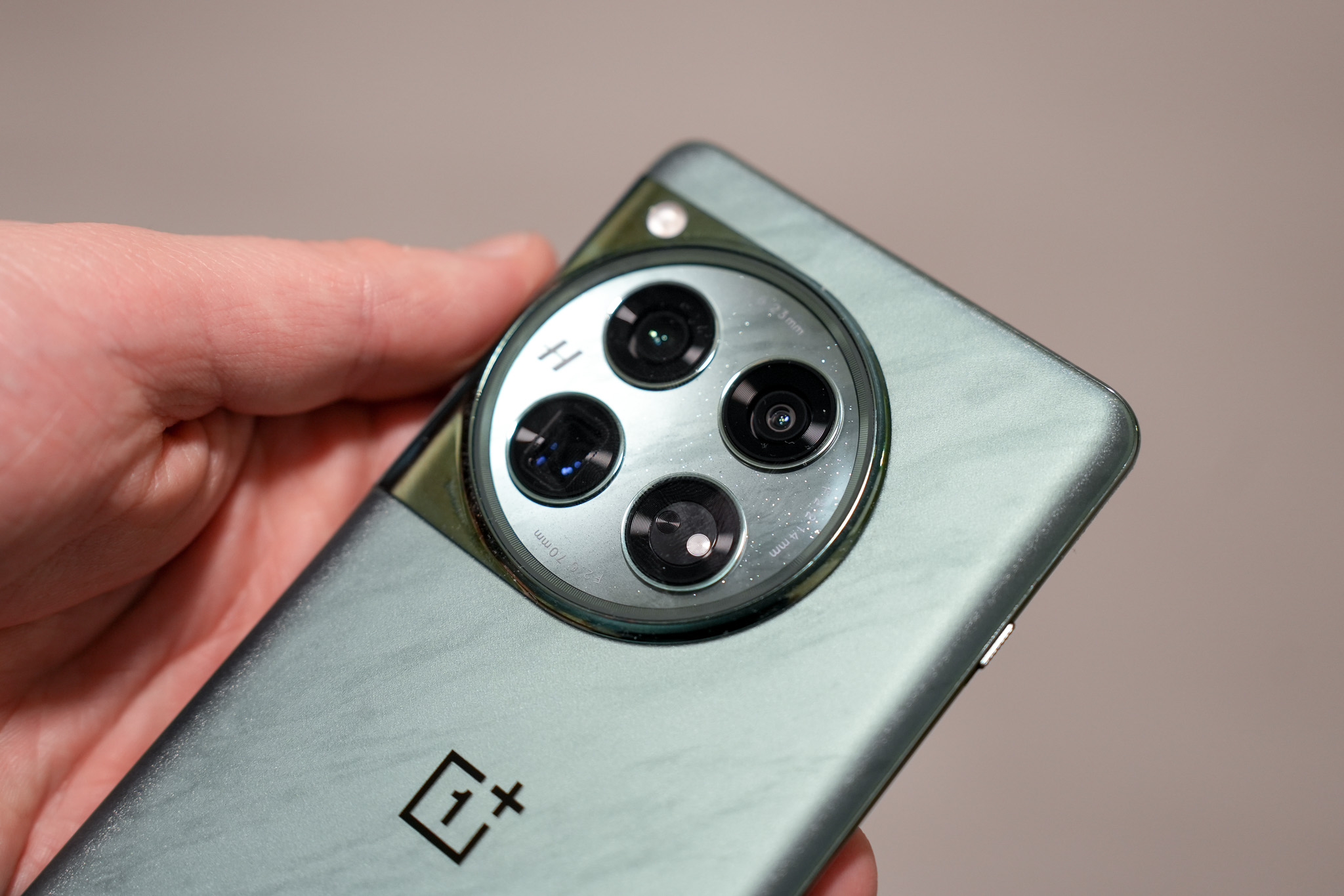 Huurtuiko OnePlus 12 -puhelimesi kamera? Näin OnePlus kommentoi ...